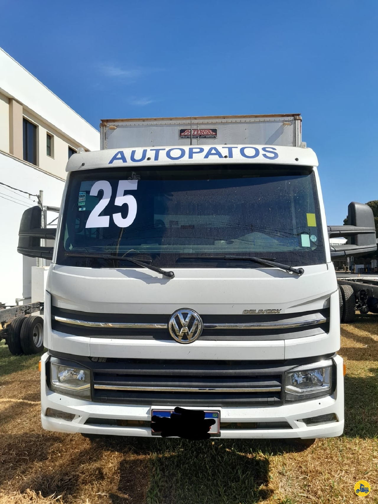 CAMINHAO VOLKSWAGEN VW 11180 Baú Furgão 3/4 4x2 AutoPatos - VW PATOS DE MINAS MINAS GERAIS MG